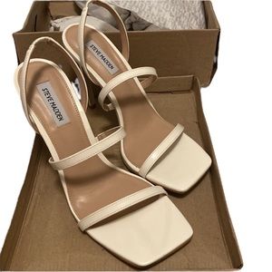 Steve Madden Size 11M Square Toe Stiletto Sandals